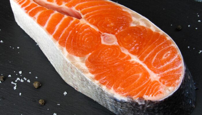 salmon-karyna-panchenko-1OnuYCARYmc-unsplash-700x400