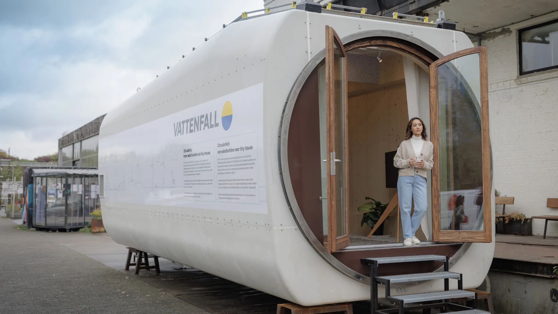 p-001-91214085-vattenfall-wind-turbine-tiny-home